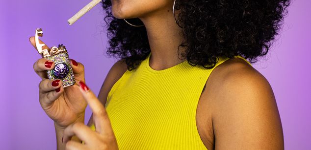 Model - Elizabeth corazon de leon cei