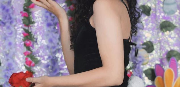 Model - Alynn_Bri sensual