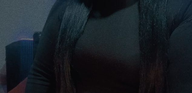 Model - bonnie clarck TRATODENOVIA