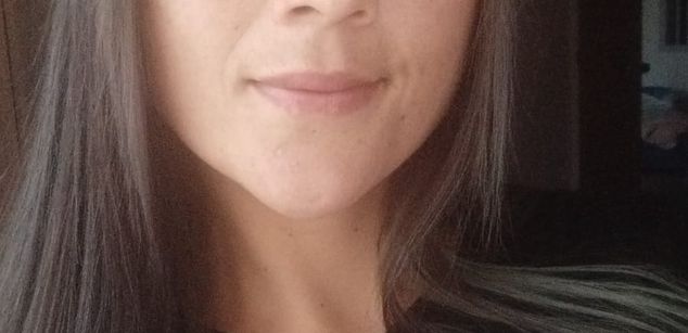 Model - Cata Green latina