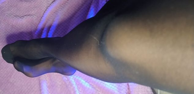 Model - goddessinanna FEMDOM