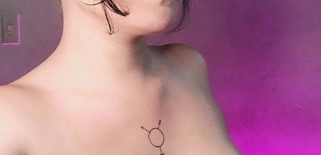 Model - Elizabeth Taylor cum