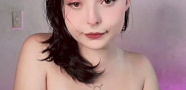 Model - Elizabeth Taylor cum