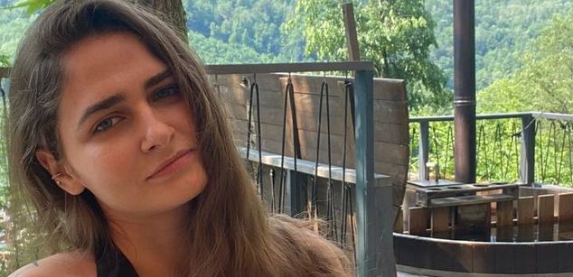 Model - NaomiLisss slim