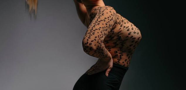 Model - Kathy friend