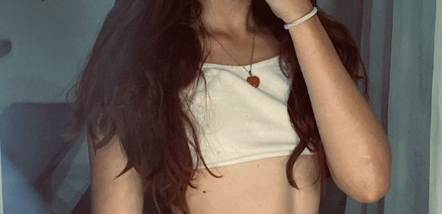 Model - Mia Jacson feet