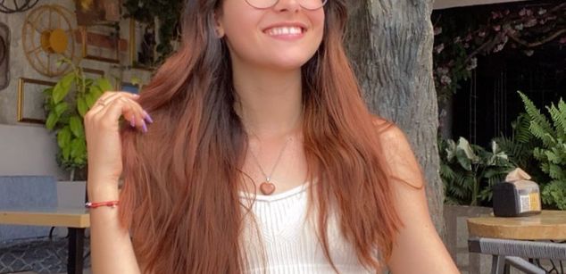 Model - Mia Jacson feet