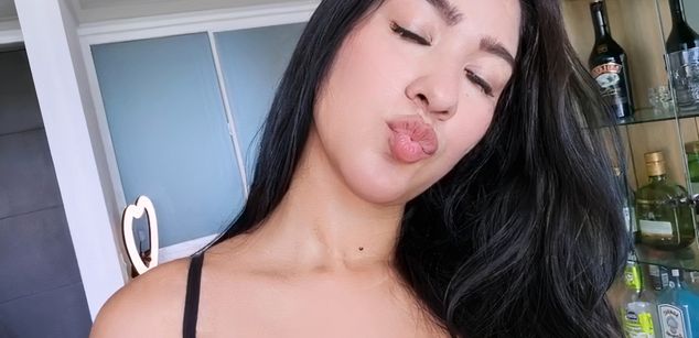 Model - Anny Sweet fantasies