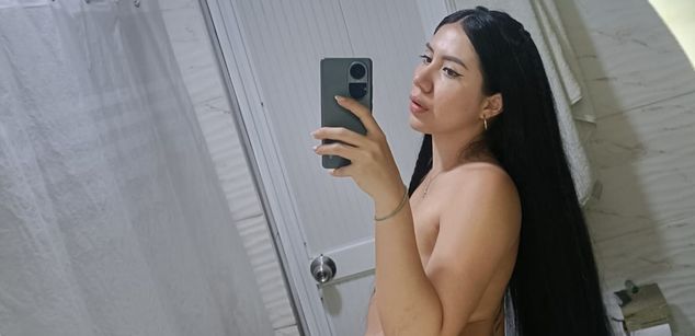 Model - Lina Coopers Femdom