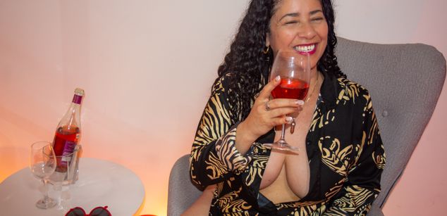 Model - AdeleSmithh heels