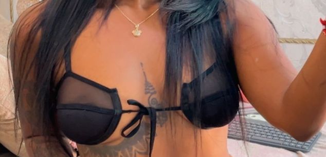 Model - SalomeRestrepo bdsm