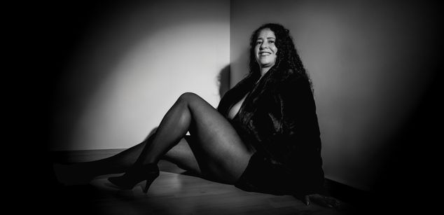 Model - AdeleSmithh heels