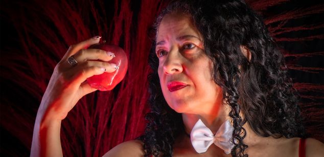 Model - AdeleSmithh heels