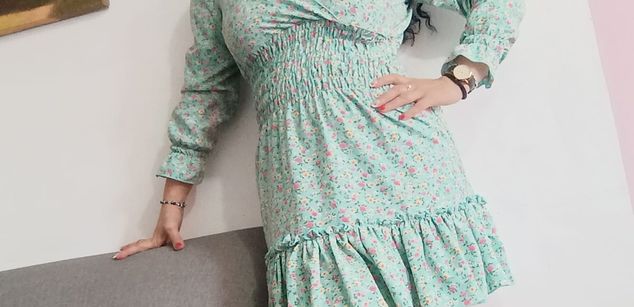 Model - AdeleSmithh heels