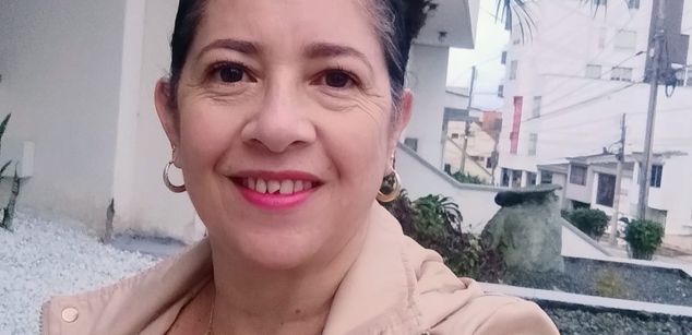 Model - AdeleSmithh heels