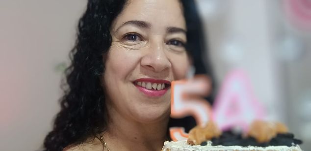 Model - AdeleSmithh heels