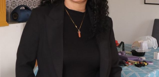 Model - AdeleSmithh heels