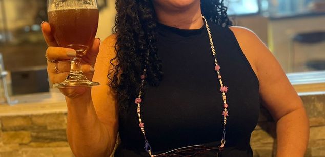 Model - AdeleSmithh heels