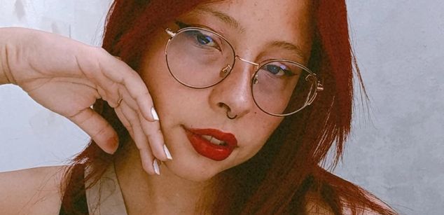 Model - VioletBrook latina