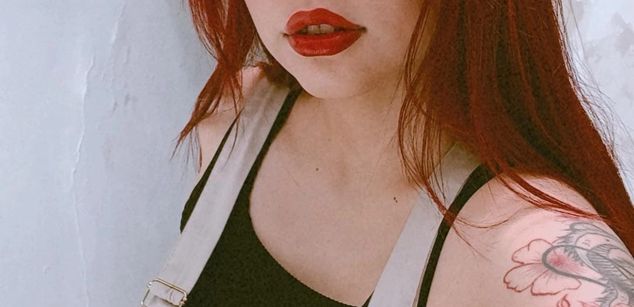 Model - VioletBrook latina