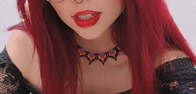 Model - VioletBrook latina