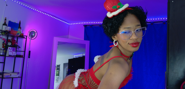 Model - I am Sel glasses