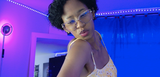 Model - I am Sel glasses