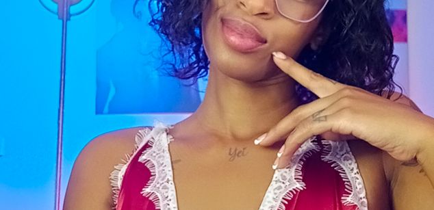 Model - I am Sel glasses