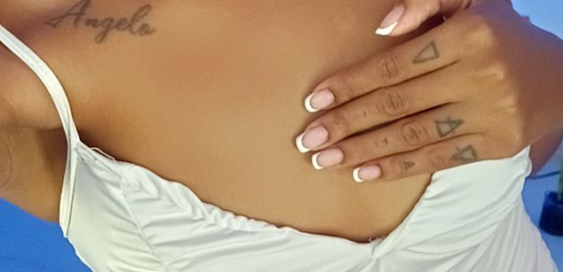 Model - I am Sel glasses