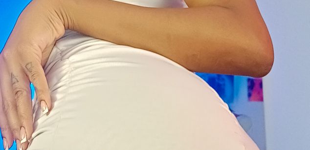 Model - I am Sel glasses