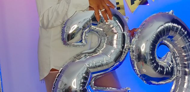 Model - I am Sel glasses