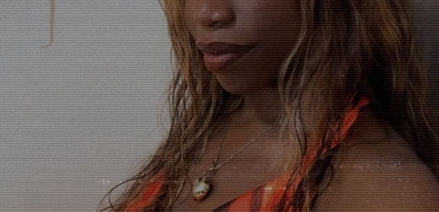 Model - Michelle Pose cum