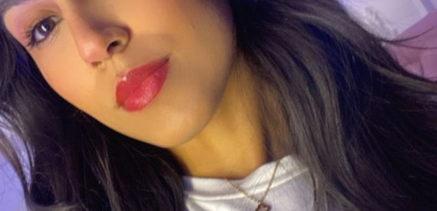 Model - Luciana squirt