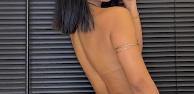 Model - Olivialoft natural