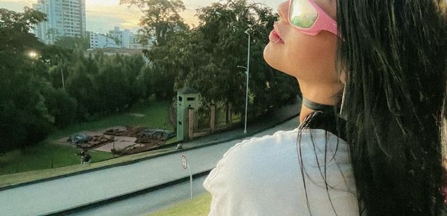 Model - Katzze colombiana