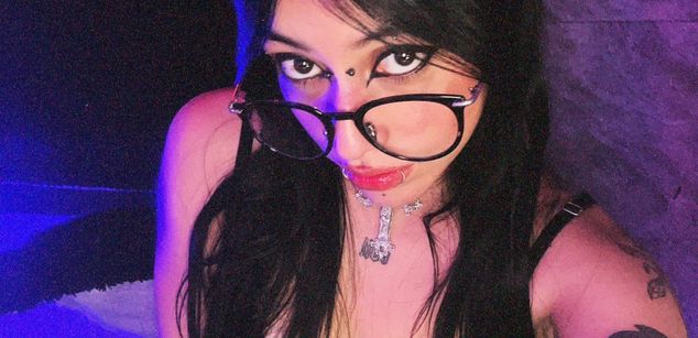 Model - Katzze colombiana