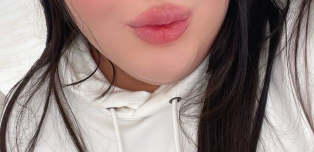 Model - Swtt_Kim feet