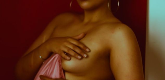 Model - RebbekaBhons deepthroat