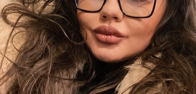 Model - Sascha Blosom BBW