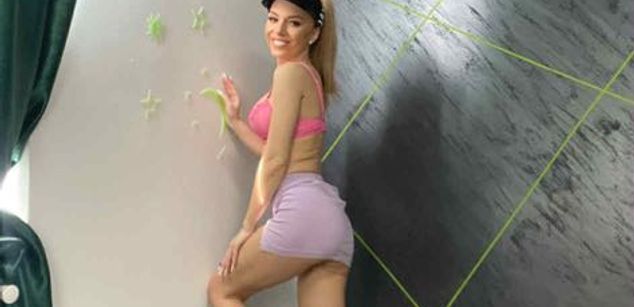 Model - Selena Falls young