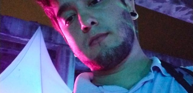 Model - Marc Carter cum