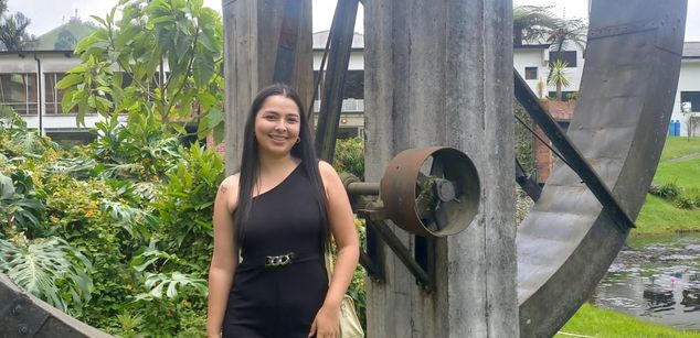 Model - Iris Moira feet