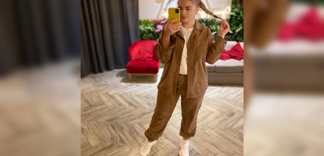 Model - DanaFree girl