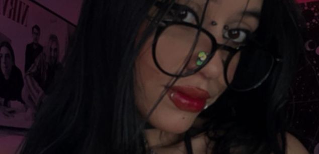 Model - Katzze colombiana