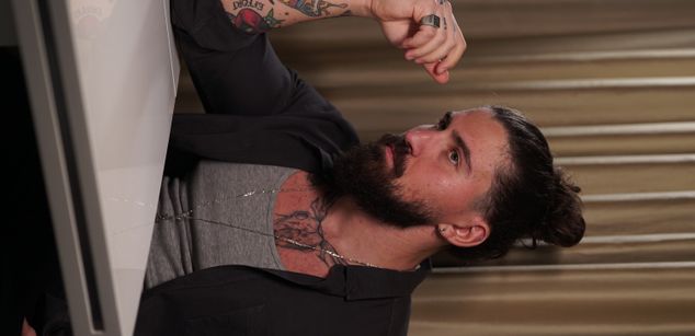 Model - Mateo Valentine dom