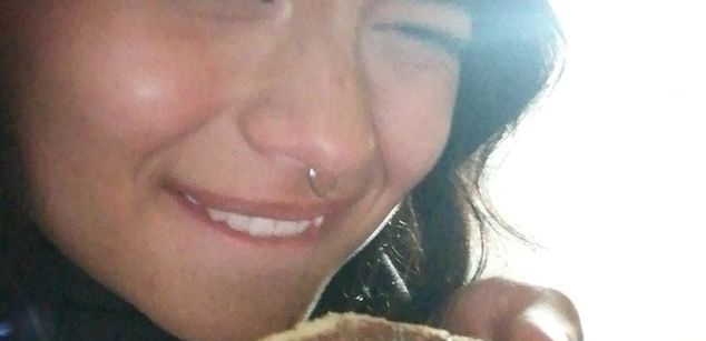 Model - VenusOlympus pussy