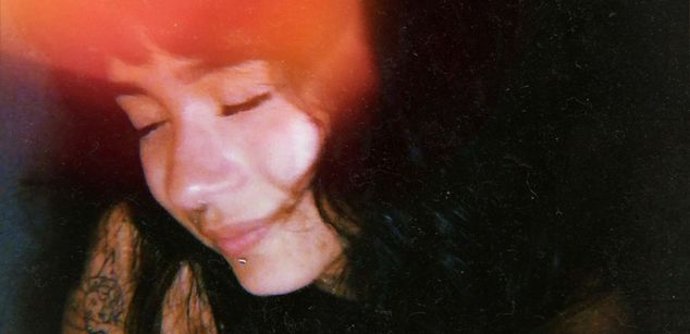 Model - VenusOlympus pussy