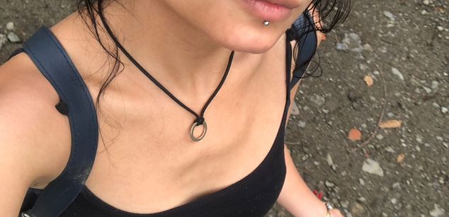 Model - VenusOlympus pussy