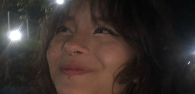 Model - VenusOlympus pussy