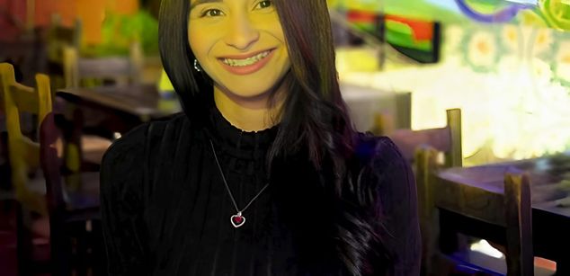 Model - Valen Hops zoom